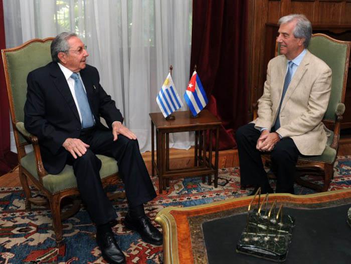 Raúl Castro y Tabaré Vázquez