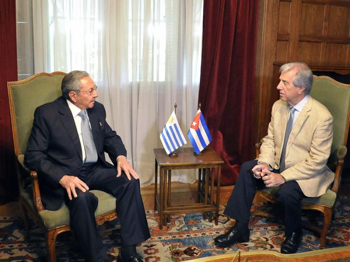 Tabaré Vázquez recibió al Presidente cubano Raul Castro