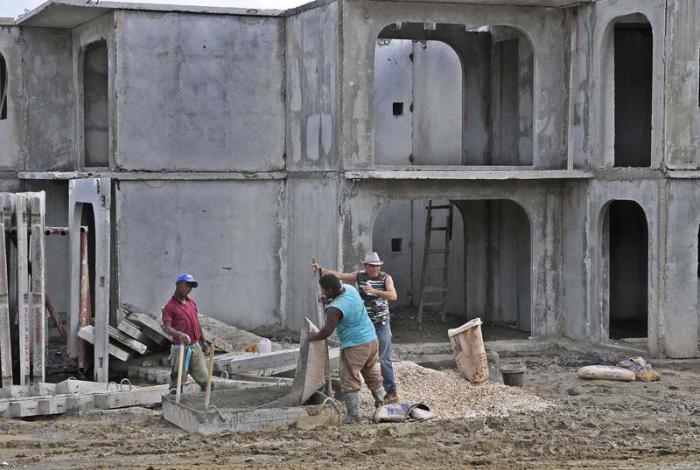 Construcción de viviendas en Guanabacoa Roble La Hata