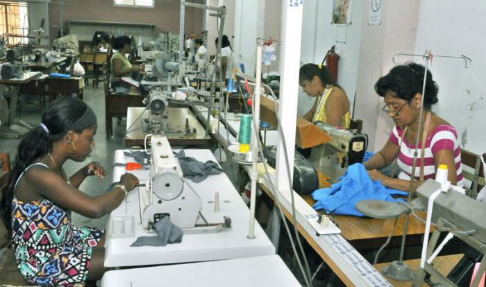 Cooperativas no agropecuarias en el Municipìo Centro Habana, Atelier Cooperativa Confecciones Model