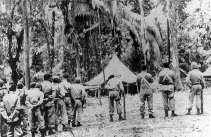 Invasión a Playa Girón-Mercenarios en campamento de Retalhuleu, Guatemala..
Fotocopia de Raul Lopez  (12/4/1971)