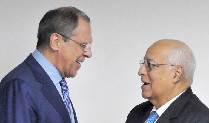 Ricardo Cabrisas Ruiz,Vicepresidente del Consejo de Ministro al canciller de Rusia, Serguei Lavrov.(foto Jorge Luis Gonzàlez) 24-3-15