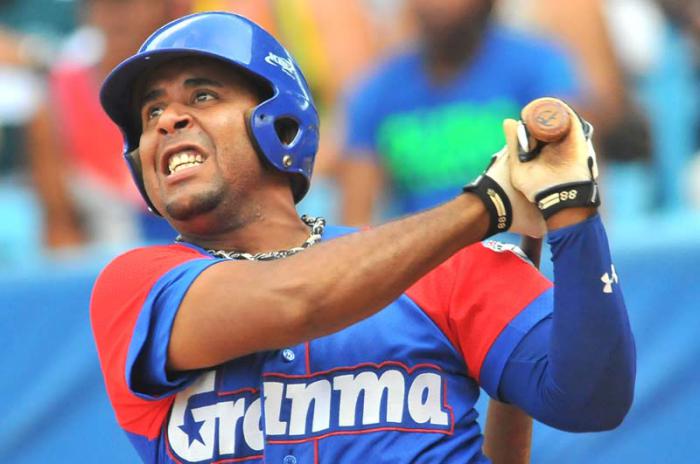 Serie Nacional 54 Equipo Granma URMANI GUERRA VARGAS