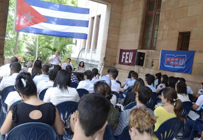 Foro Juvenil cubano por la Cumbre de las Américas.