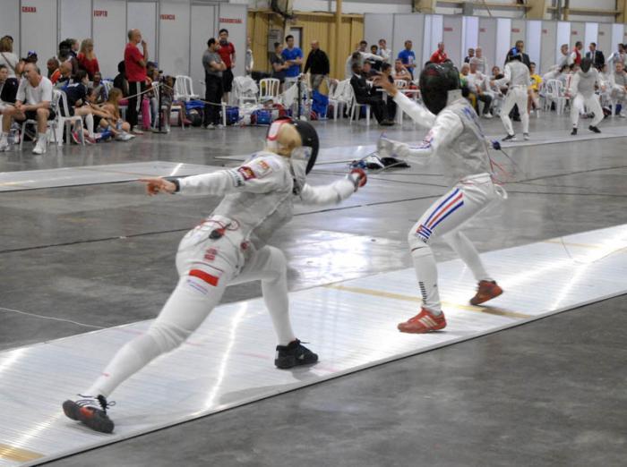 Pabexpo, Villa de la Habana de Esgrima , combate entre la cubana Daylen Moreno a la derecha y la poloca.