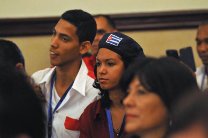 IV Foro de Jóvenes de las Américas en el hotel El Panamá, Ciudad de Panamá, el cual fue inaugurado por Isabel de Saint Malo de Alvarado, viceprersidenta de la República de Panamá.