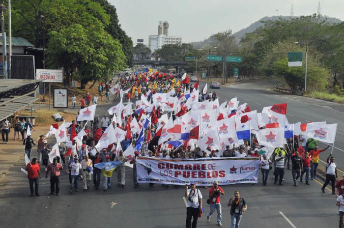 Marcha-Solidaridad con Cuba en Panamá/Cumbre de los Pueblos
