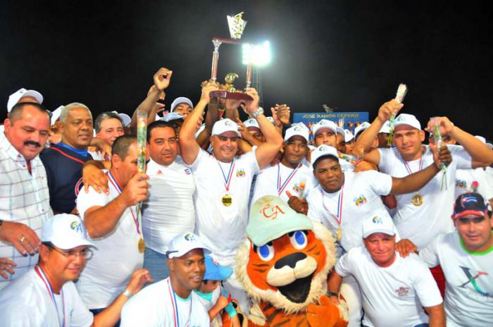 Final Beisbol Isla vs Ciego