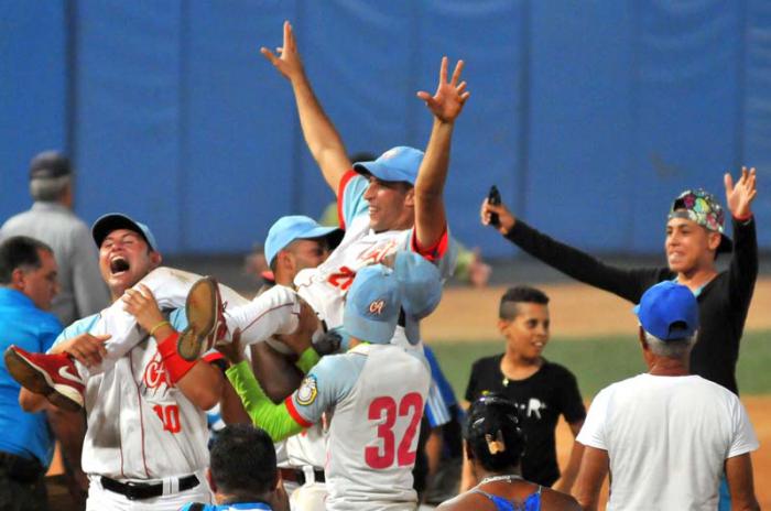 Final Beisbol Isla vs Ciego