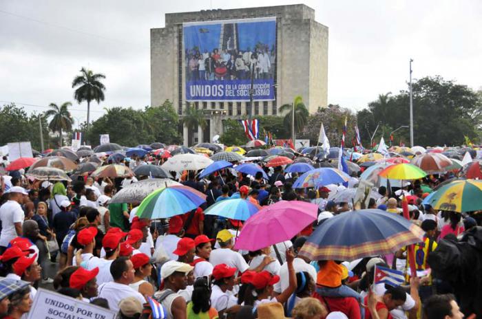 Desfile del 1ro de Mayo en la Plaza de la Revolución