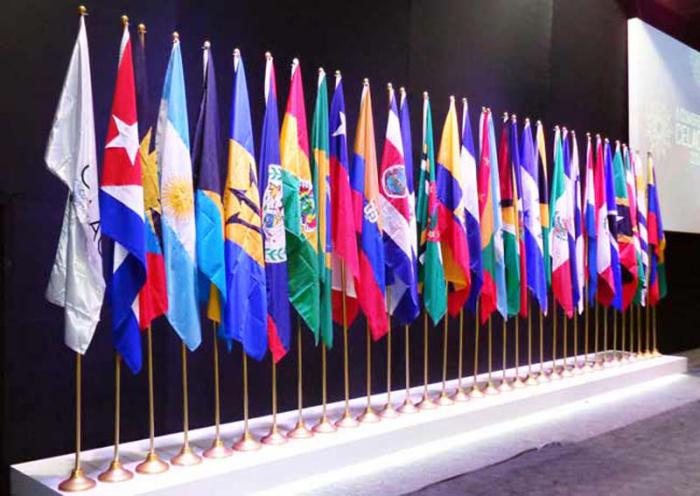 Banderas CELAC