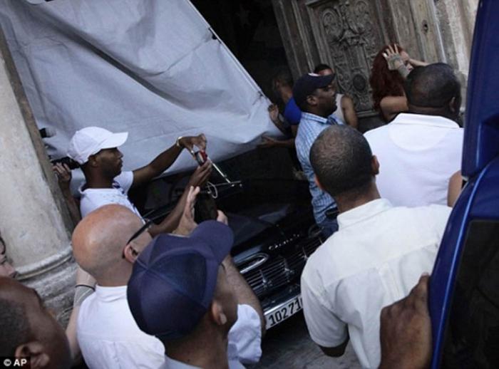 Rihanna de visita en Cuba