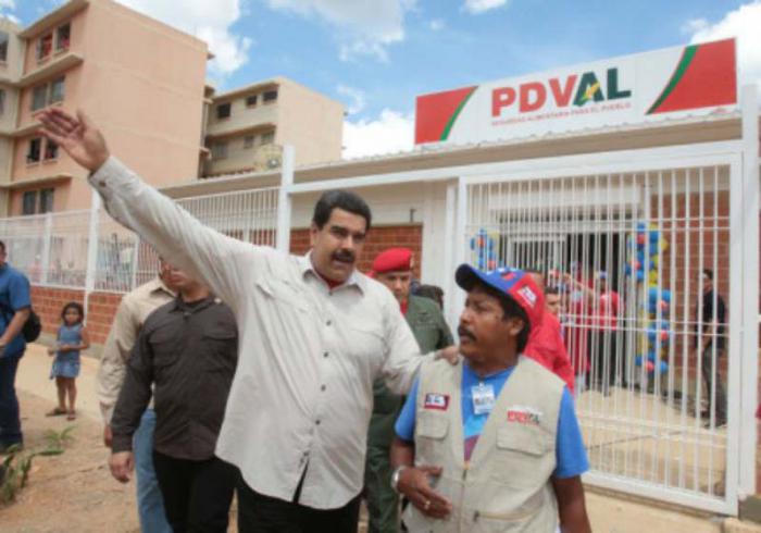 Nicolas maduro presidente de Venezuela visita la comunidada de Belen en Miranda