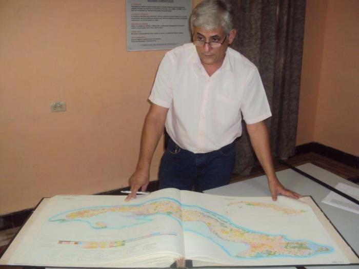 Doctor en Ciencias Jorge Ángel Luis Machín, director del Instituto de Geografía Tropical.