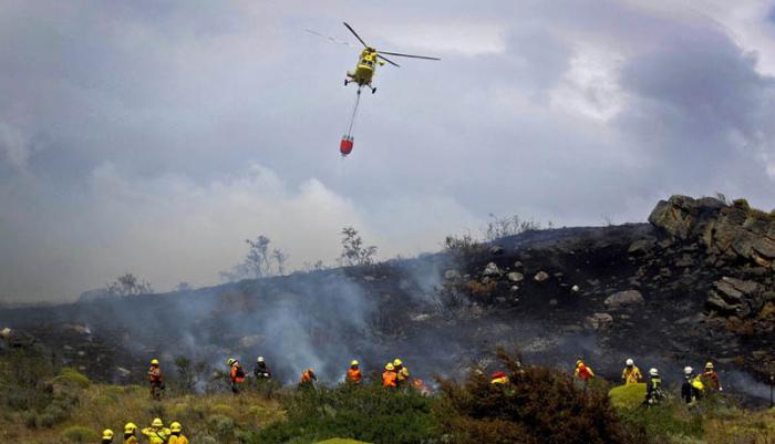 Alerta roja por incendio forestal en de Valparaíso, Chile
