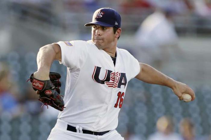 El lanzador Carlos Rodon.