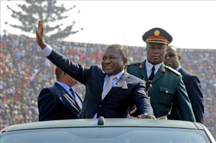 El presidente mozambiqueño, Filipe Nyusi, durante la celebración por el día de la independencia de su país.