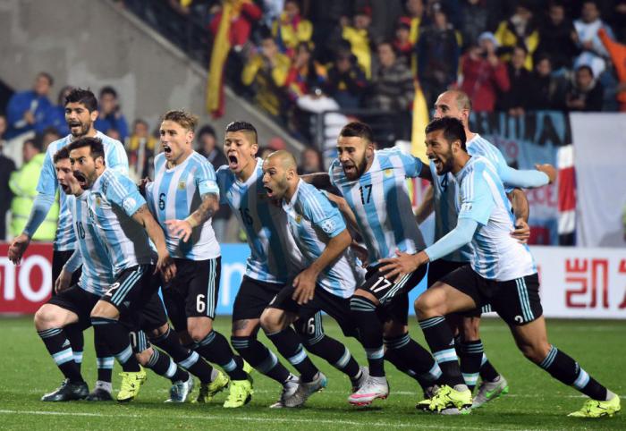 La selección albiceleste celebró su pase a semifinales.
