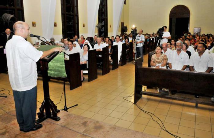 Misa en homenje  la vida y obra del Dr Josè Felipe Carneado en la Catedral Episcopal Santìsima Trinidad, Joel Ortega Dopico Presidente del Consejo de Iglesias de Cuba