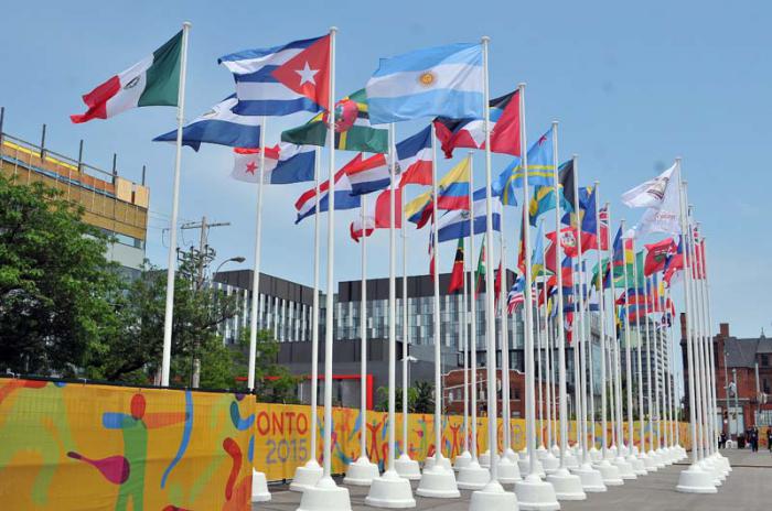 Recorrido por la zona internacional de la villa panamericana e izamiento de la bandera cubana atletas y federativos