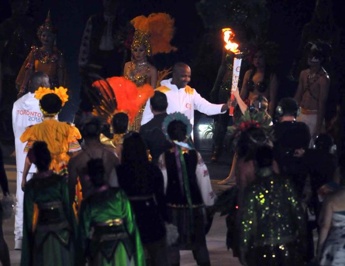 inaguracion de los juegos panamericanos toronto 2015 antorcha