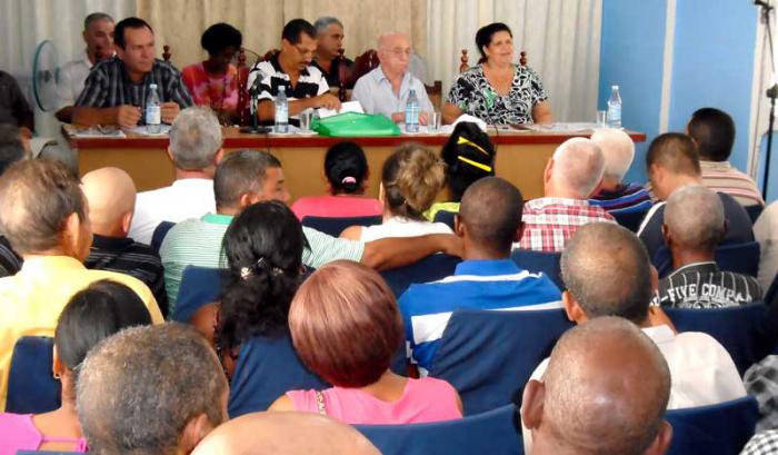 José Ramón Machado Ventura visitó Pinar del Río y conoció de los efectos de la sequía en ese territorio