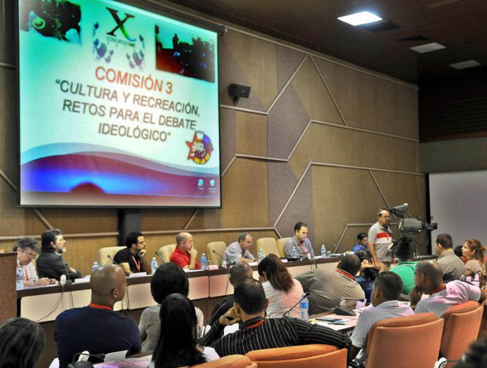 X Congreso de la UJC en el Palacio de Convenciones de La Habana