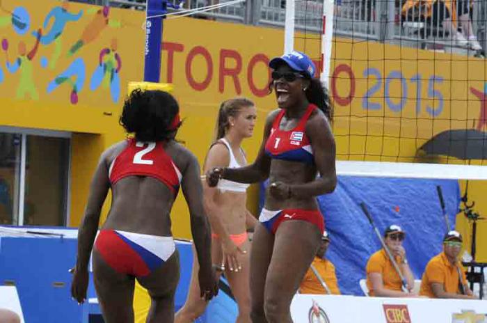 CANADÁ-PASA EQUIPO CUBA DE VOLIBOL DE PLAYA FEMENINO A DISCUTIR 