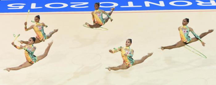 Gimnasia Ritmica  3pares de clava y dos aros equipo cuba panamericano toronto