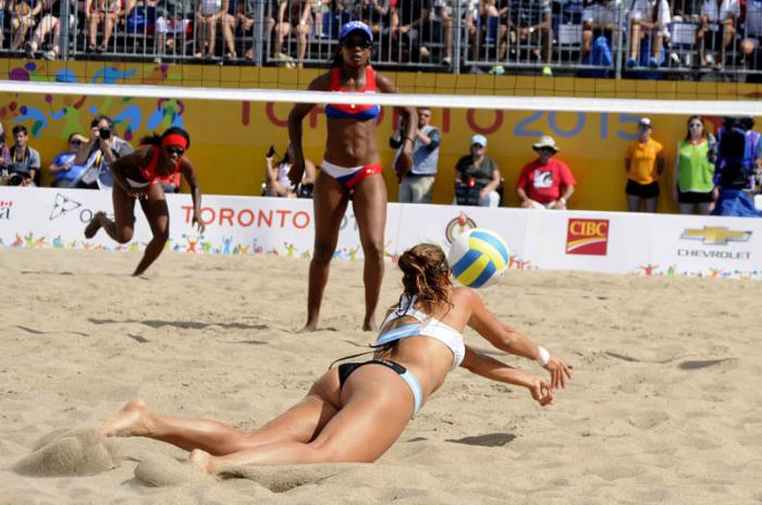 CANADÁ-DUPLA CUBANA DE VOLEIBOL DE PLAYA OBTIENE MEDALLA DE PLAT