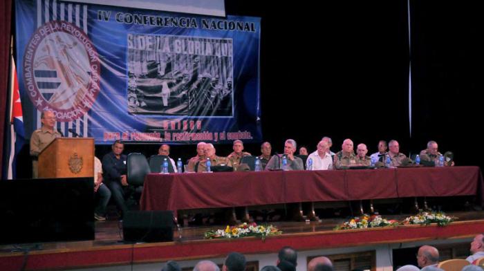 IV Conferencia Nacional de la Asociacion de Combatientes de la Revolución Cubana,concluciones de Leopoldo Cintra Frias general de cuerpo de ejercito y ministro de las FAR, estando presentes José Ramón Machado Ventura segundo secretario del PCC,Miguel Dias Canel primer vicepresidente de los Consejo de Estado y generales