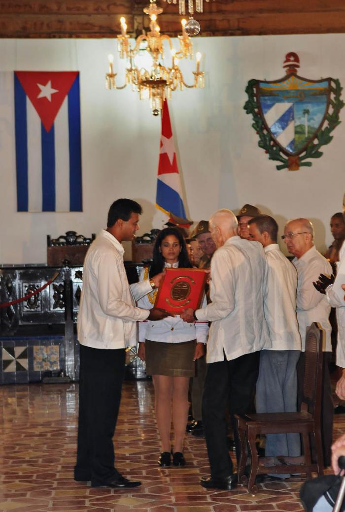 Reconocen en los 500 años de la villa a personalidades muy vinculadas a esta urbe 