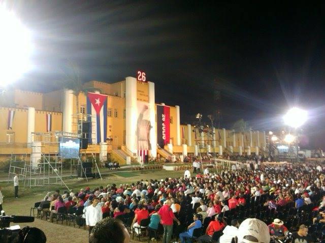 acto por el aniversario 62 del 26 de julio
