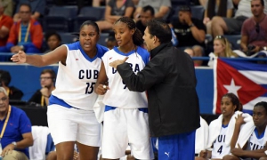 Equipo cubano de baloncesto (f) perdió en un choque vibrante con Estados Unidos