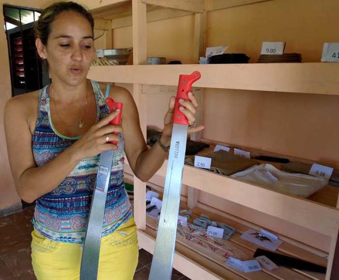 El nuevo punto de venta forma parte de un programa que pretende cubrir otros 11 polos productivos de la provincia. 