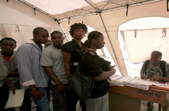 Fallas y fraude en elecciones legislativas de Haití