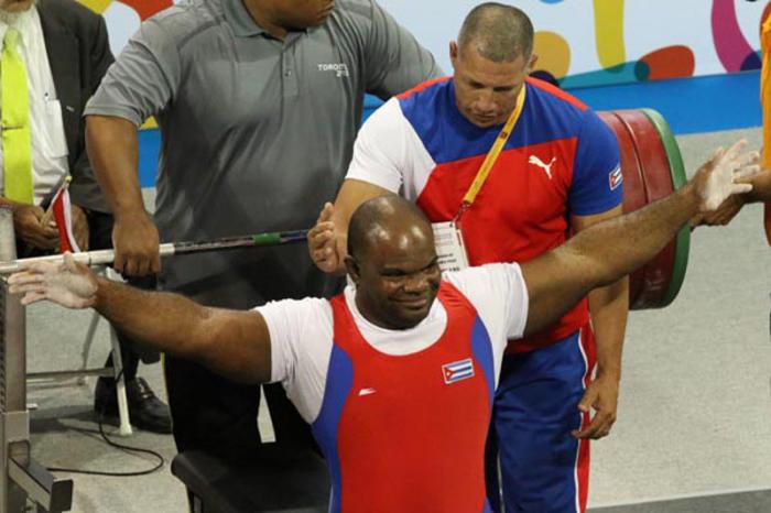 Oniger Drake Vega/pesas