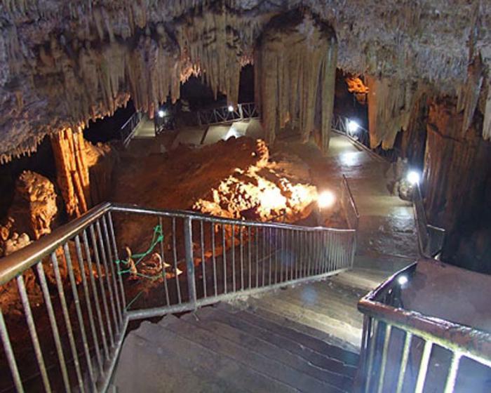 Cuevas de Bellamar
Publicada: 04/08/2009
Cuee0015