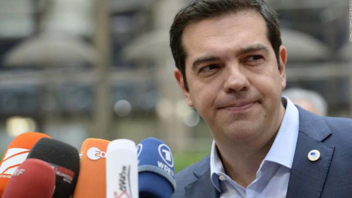 Dimite primer ministro griego Alexis Tsipras