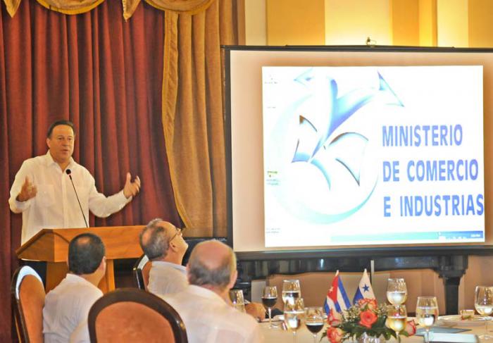 Foro de Negocios entre Panamà y Cuba en el Hotel Nacional de Cuba, El Presidnte de la Repùbkica de Panamà Juan Carlos Varela Rodrìguez y Rodrigo Malmierca Ministro de Comercio e i9nversiòn extrangera presiden el encuentro