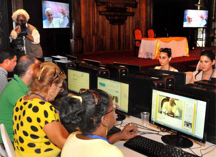 Inauguran Centro de Prensa para la visita del Papa 