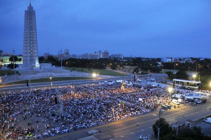Momentos antes de la misa en la Plaza de la Revolución