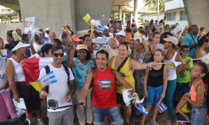 Papa Francisco: multitudinaria bienvenida del pueblo cubano