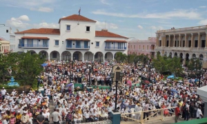Francisco ofició la Misa en la Basílica Menor de Nuestra Señora de la Caridad del Cobre 