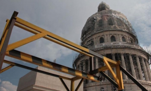 Restauración capital del Capitolio de la Habana.