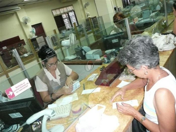 Bancos (cadena de impagos) Publicada: 01/06/2012 
Banc0100