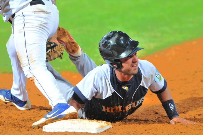 Serie-55-Beisbol-Holguin-Yordan Manduley