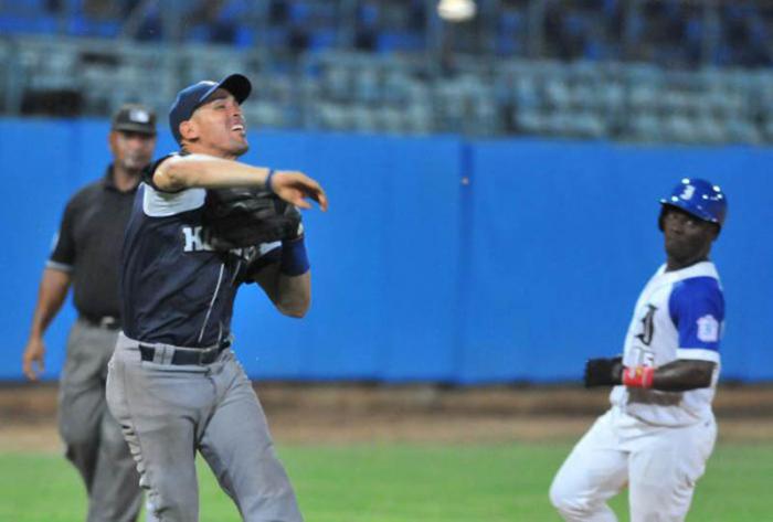 La defensa de los holguineros ha sido una de las mejores del campeonato. 
