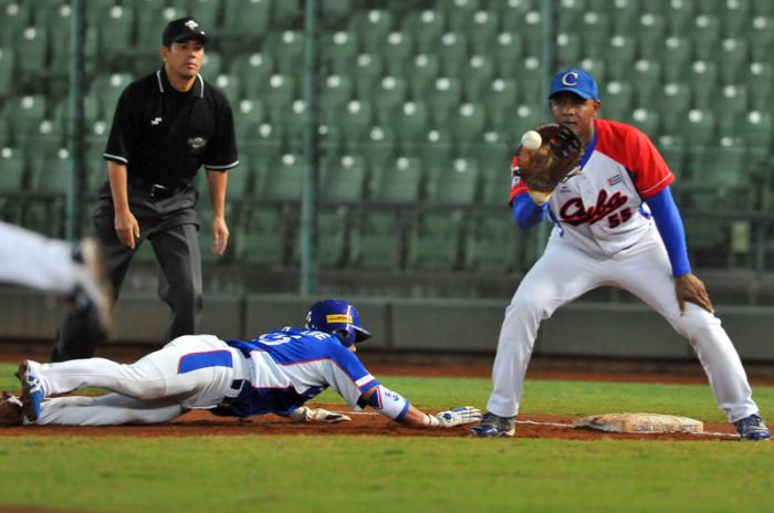 Beisbol-cuba-Premier12-4tode final cub vs Korea gana korea 7 x 2