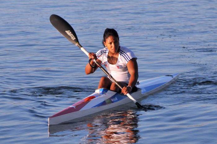 Canal de Remo ultimos entrenamientos del equipo naciional antes de salir para los centroamericanos de veracruz mexico.  Yusmari Mengana